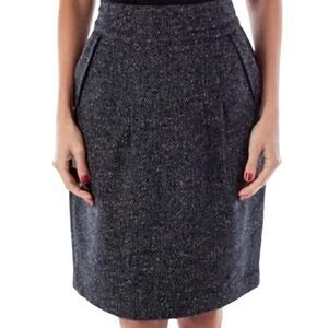 CAbi Tweed Pencil Skirt Size 6 Wool Blend Lined Pockets Style #738 Navy Blue